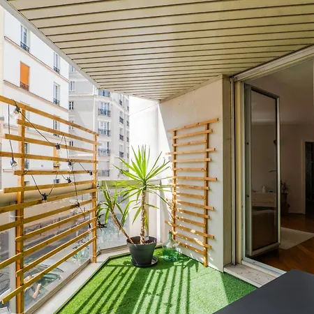 Veeve - A Touch Of The Tropics Parigi